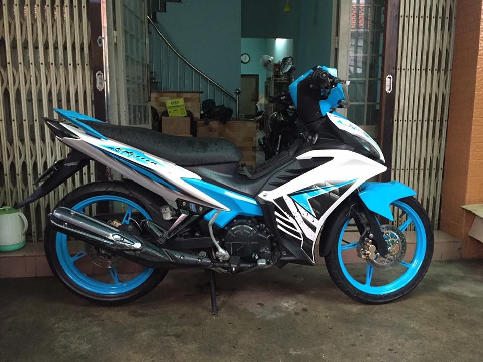 Bán xe máy Exciter côn tay 2014 màu xanh trắng  chodocucom