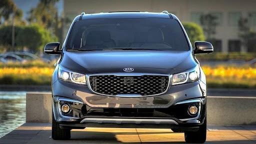 xe kia carnival