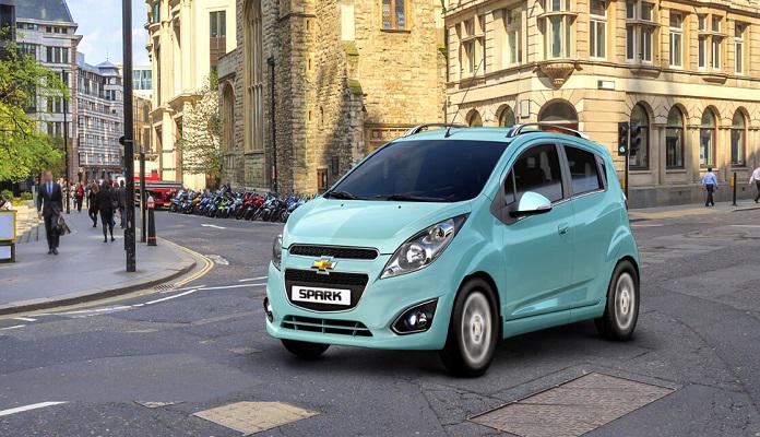 Chevrolet Spark thu hút mọi ánh nhìn