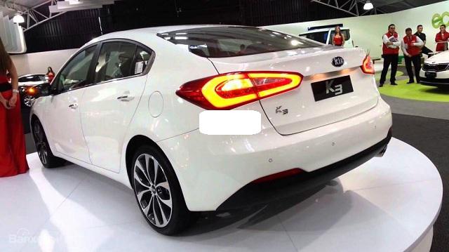 Thiết kế đầu xe Kia K3 2017